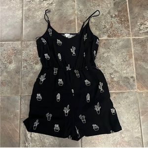 Cactus romper with pockets